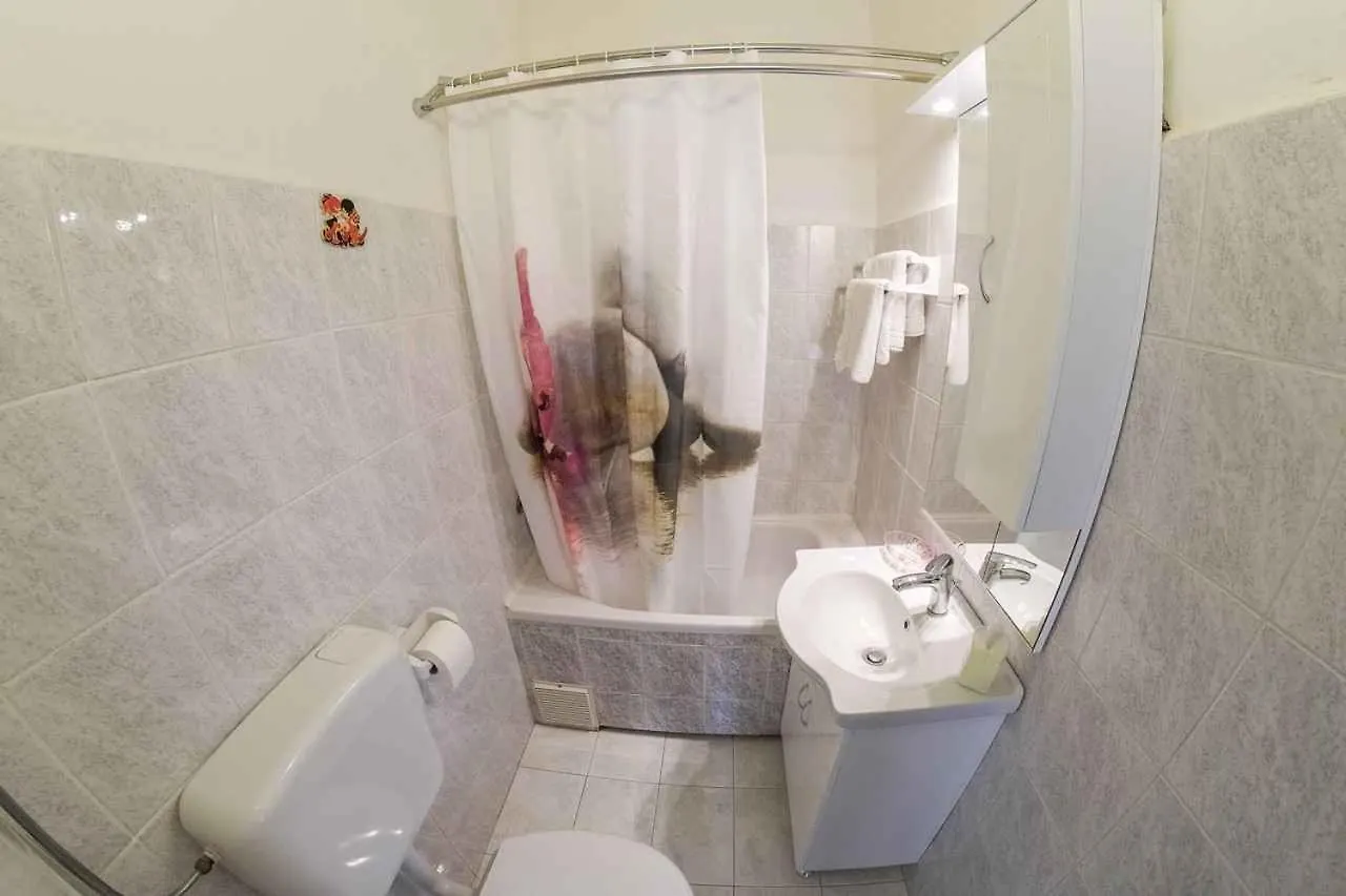 Apartment In Vrbnik - Insel Krk 45254 0*,  Croatia